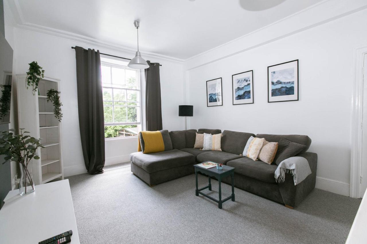 Spacious Apartment, Free Parking, Central Location Near To Uni, Hospital, Town Exeter Eksteriør billede
