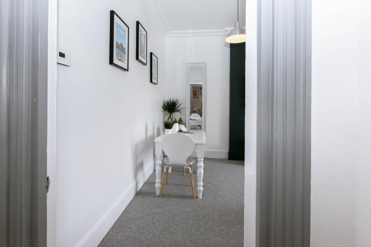 Spacious Apartment, Free Parking, Central Location Near To Uni, Hospital, Town Exeter Eksteriør billede